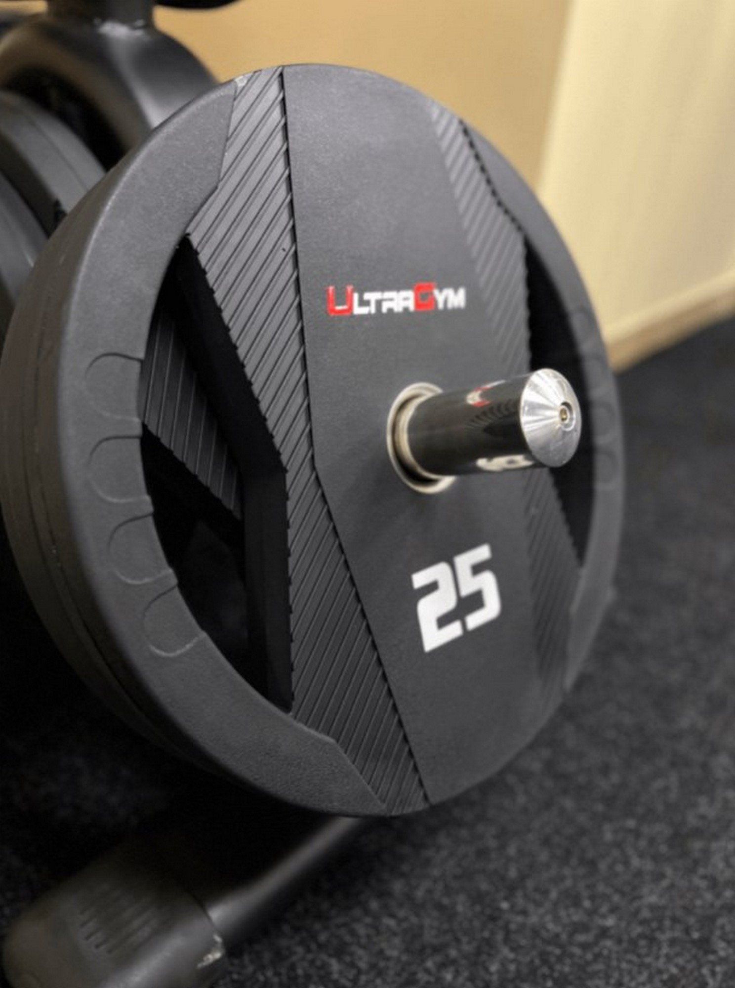 Диск полиуретановый, с двумя хватами 25кг UltraGym UG2030С