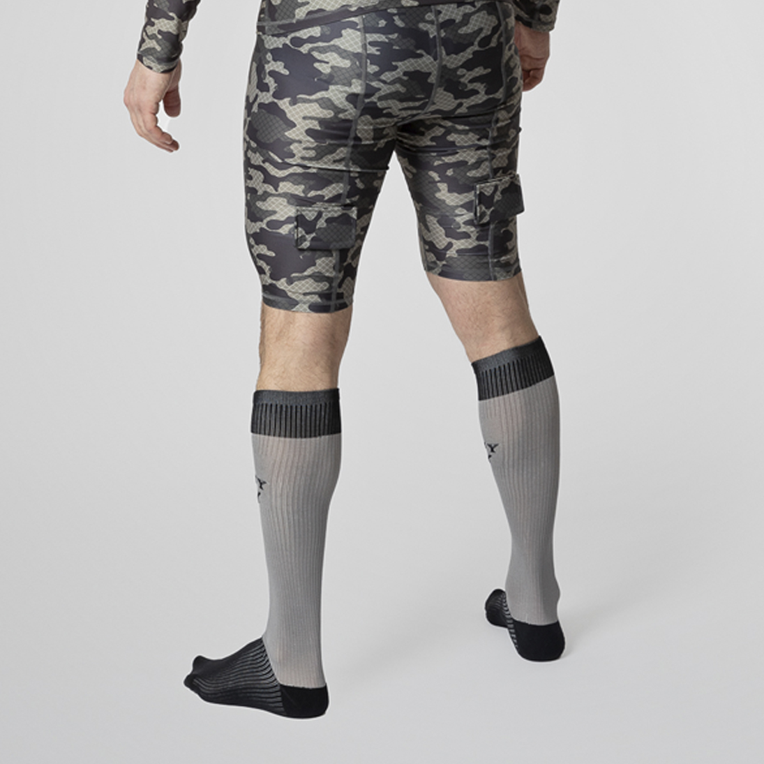 Шорты с защитной пластиковой раковиной Mad Guy Camo-Line SR net\коричневый