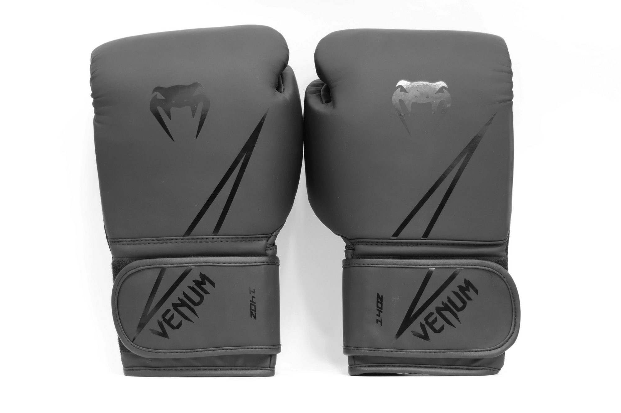 Перчатки тренировочные 10 oz Venum Rumble 05088-114 черный