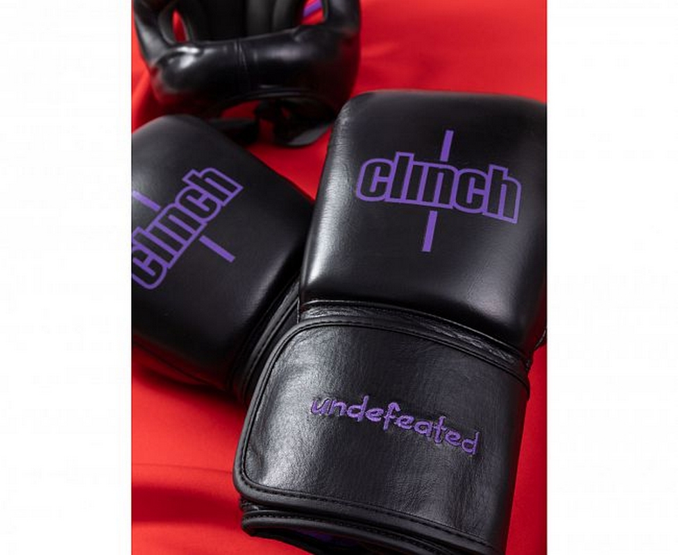 Перчатки боксерские Clinch Undefeated C161 черный