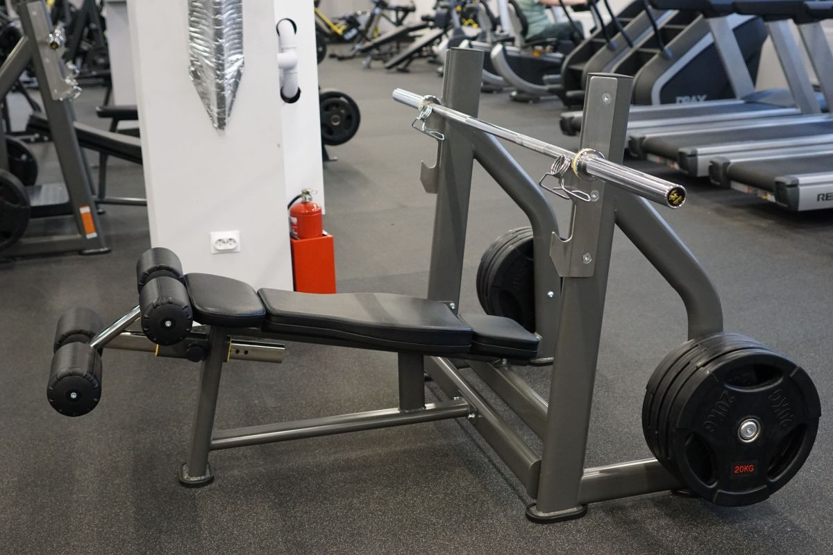 Скамейка для жима под углом вниз Fitex Pro FTX-61A40 | Premium Fitness