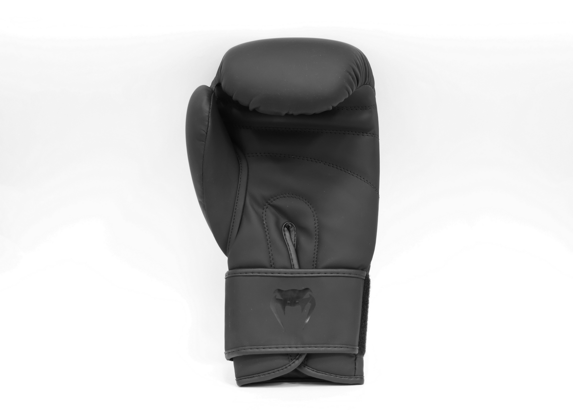 Перчатки тренировочные 8 oz Venum Rumble Advance 05089-114 черный