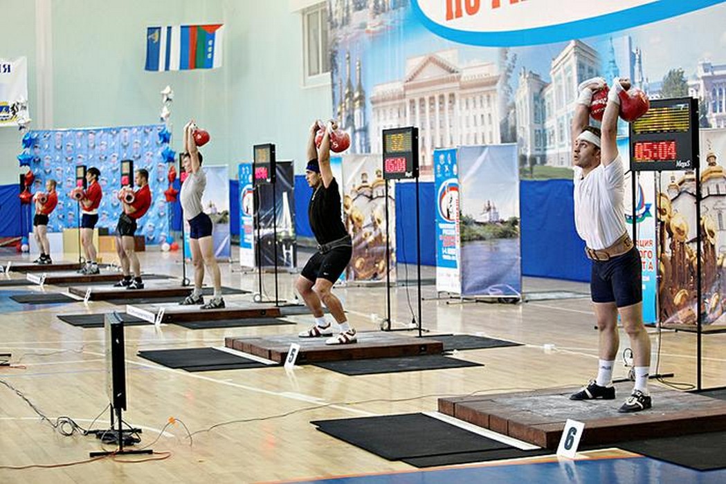 Помост для гиревого спорта (соревновательный)1,5х1,5х0,1 м Atlet | Premium Fitness