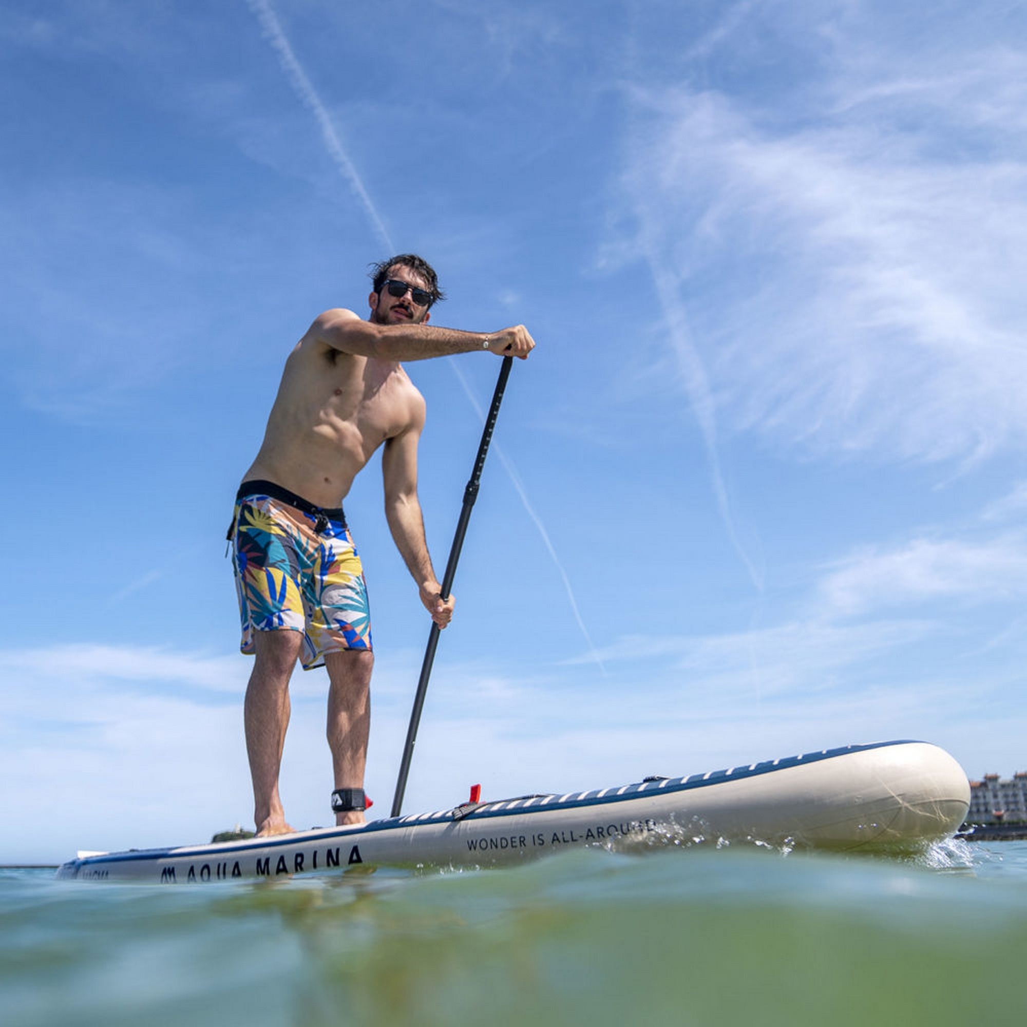 SUP-доска 340х84х15см, насос, весло, лиш, киль, ремнабор, сумка, до 150кг Aqua Marina Magma BT-23MAP