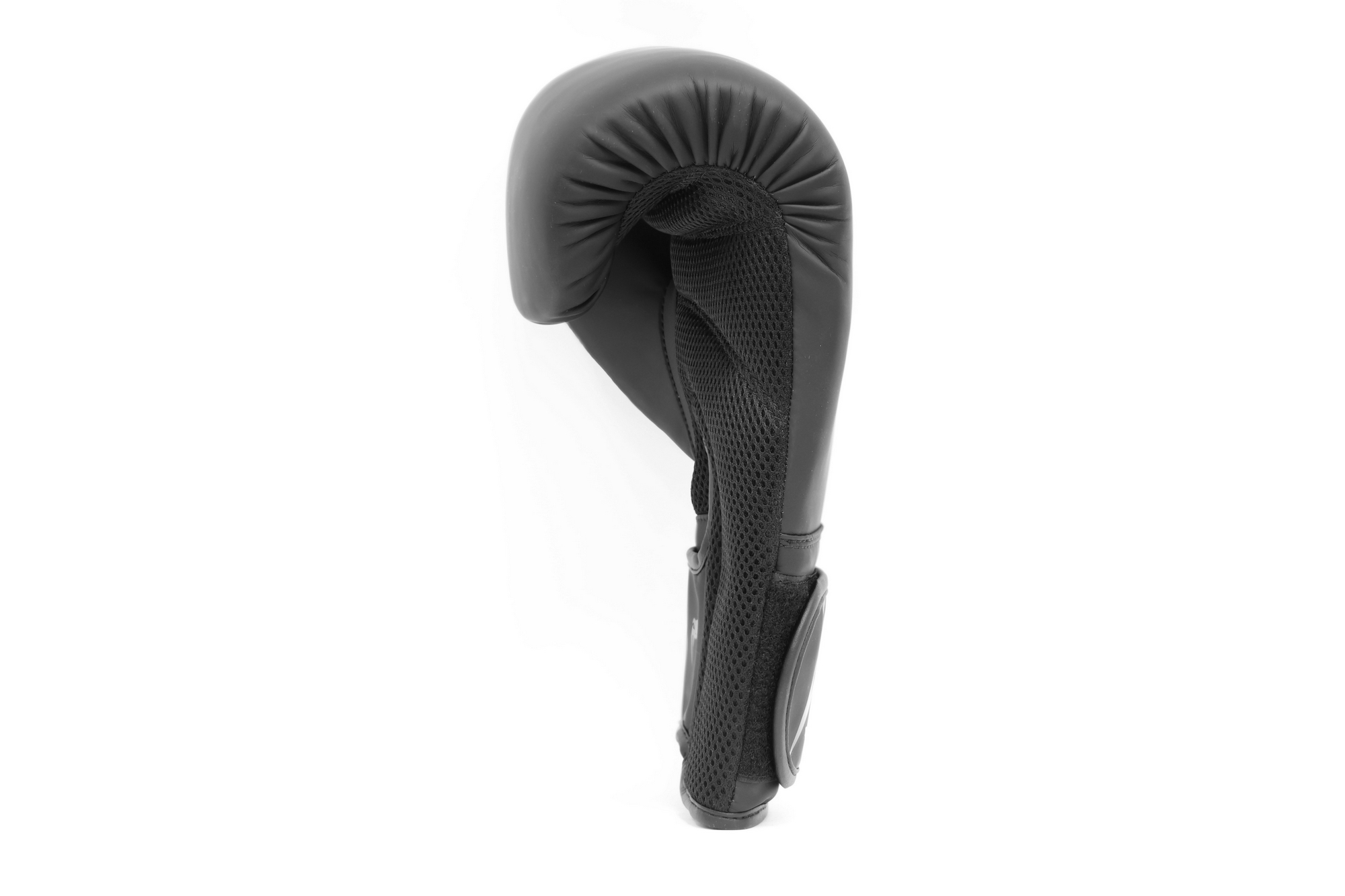 Перчатки тренировочные 10 oz Venum Rumble 05088-114 черный