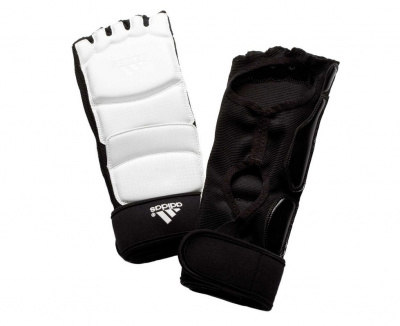 Защита стопы для тхэквондо Adidas WTF Foot Socks белая adiTFS01