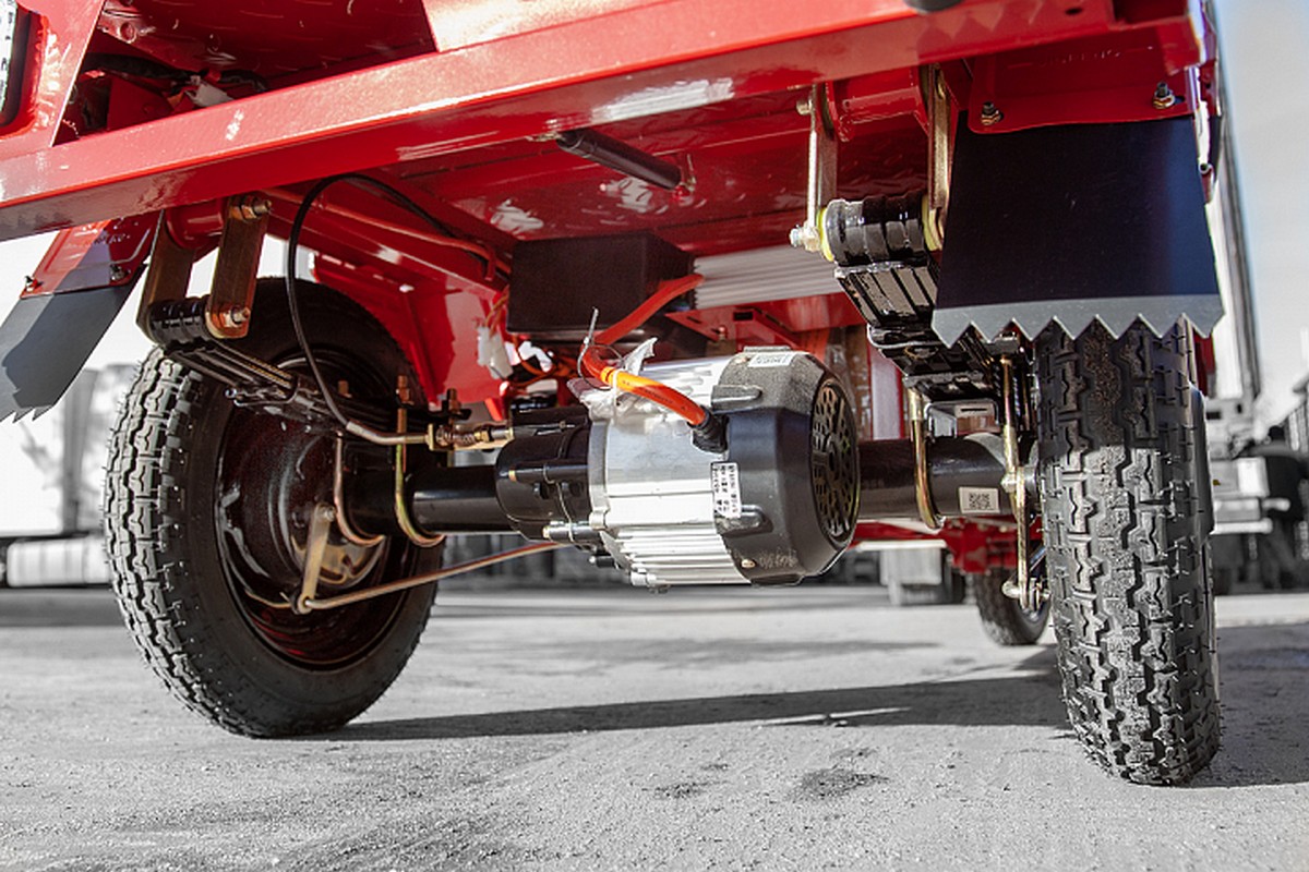 Грузовой электротрицикл RuTrike Амулет 1100 60V650W 024450-2810 черный матовый