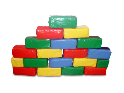 Мягкие кирпичики (84 штуки размером 19х9,5х7 см) 