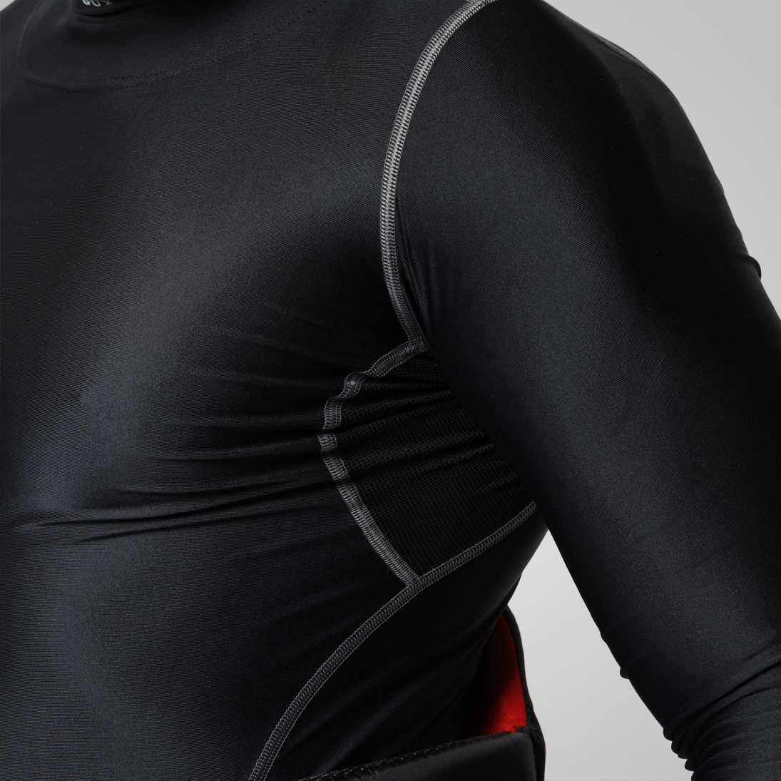 Футболка компрессионная с защитой шеи Mad Guy Kevlar Compression SR черный\черный