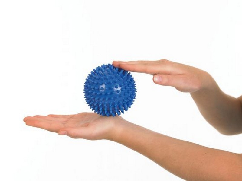 Массажный мяч TOGU Spiky Massage Ball 464000\BL-00-00 синий