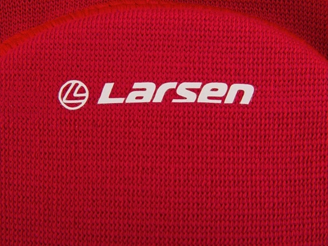 Защита колена Larsen ECE 049 красный