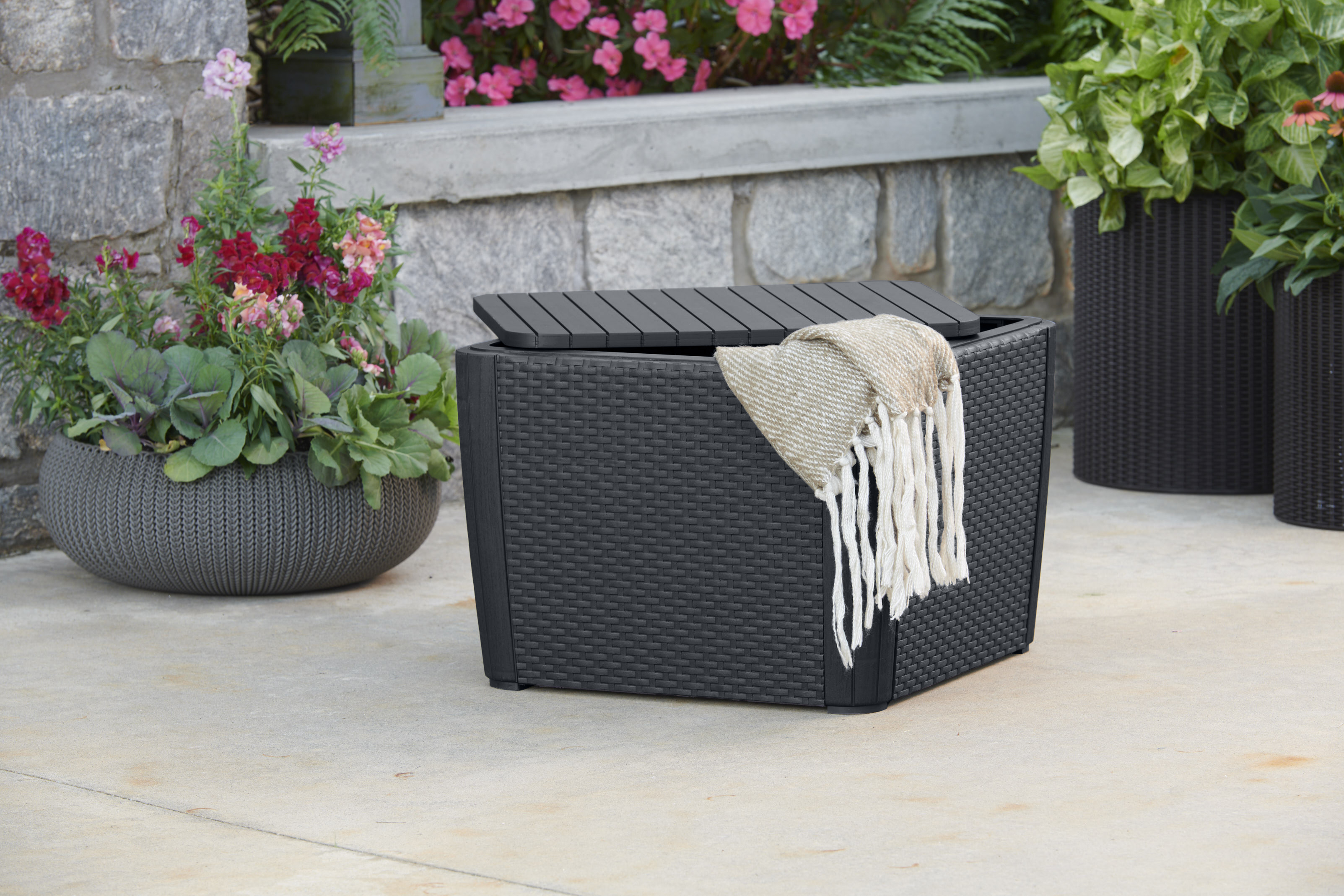 Стол-сундук, графит Luzon Plus Flat Wicker