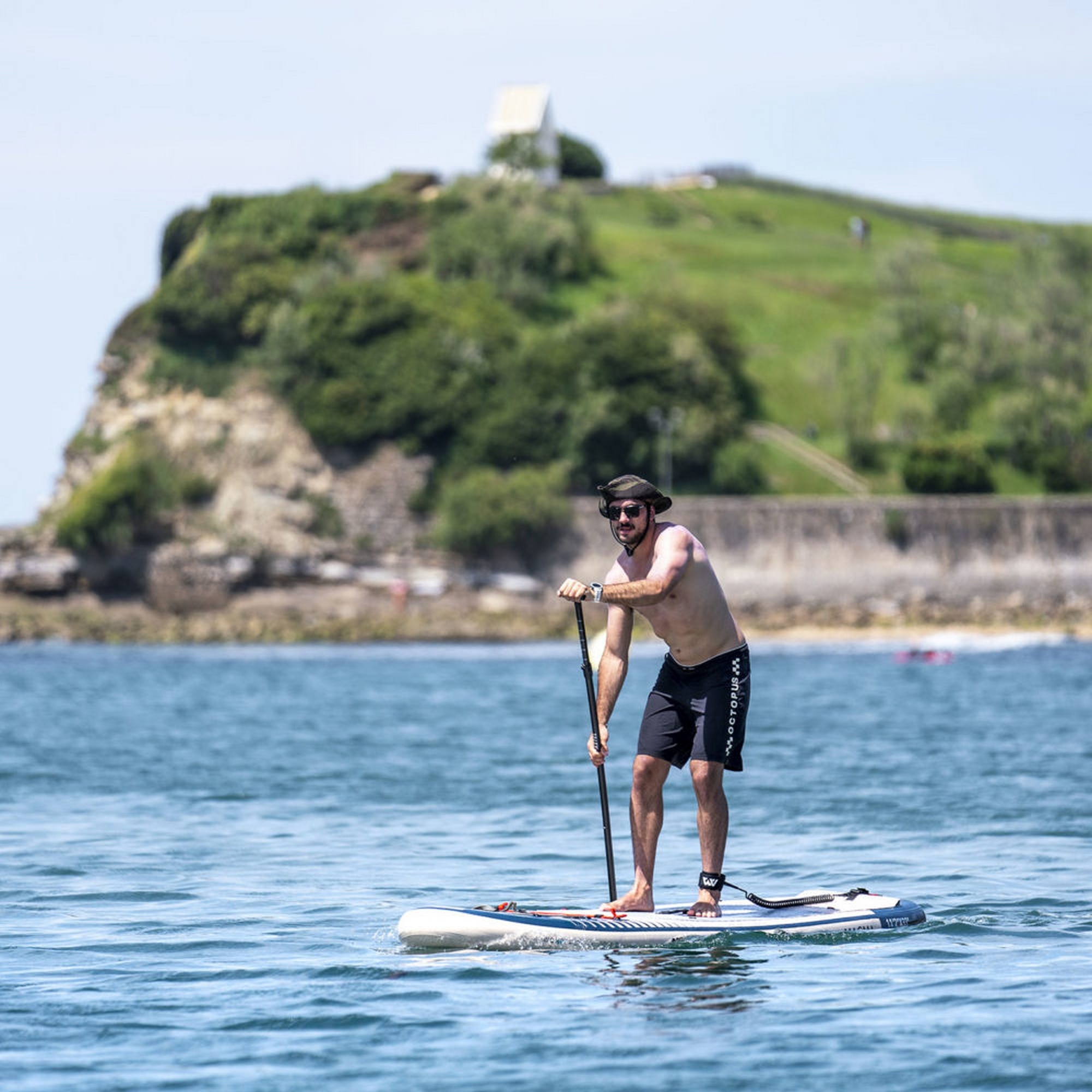 SUP-доска 340х84х15см, насос, весло, лиш, киль, ремнабор, сумка, до 150кг Aqua Marina Magma BT-23MAP