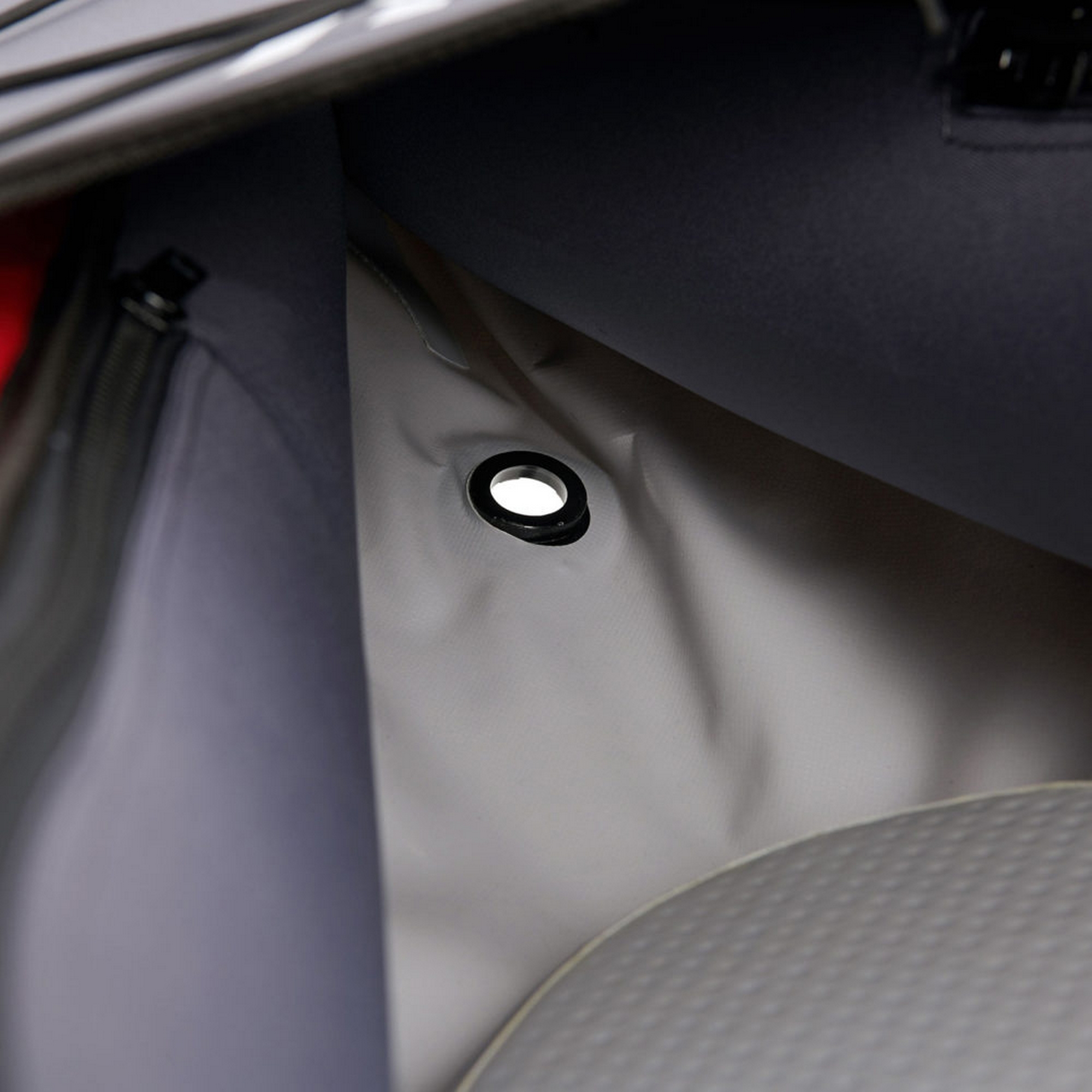 Надувной каяк 390x90см, весла, сиденья, киль, сумка, до 180кг Aqua Marina Memba-390 ME-390