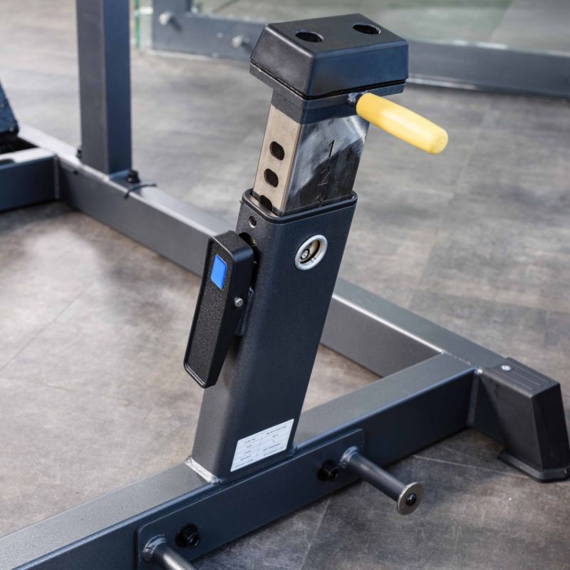 DHZ A610 Маятниковые приседания | Premium Fitness