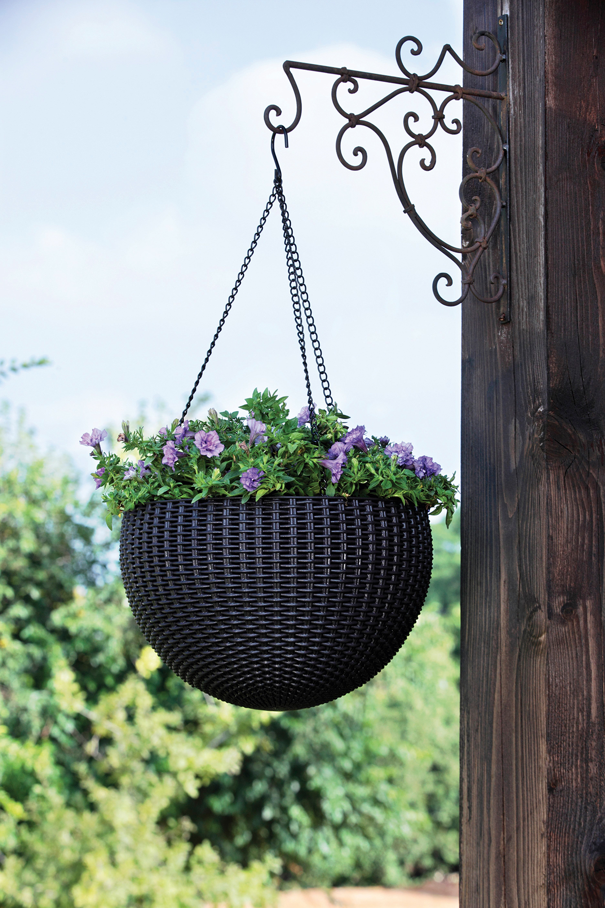 Подвесное кашпо, цвет графит Keter Rattan Hanging