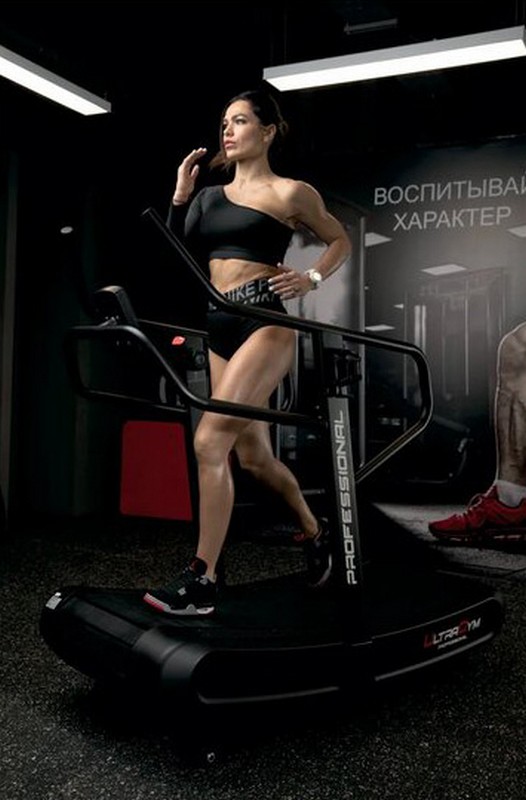 Механическая беговая дорожка UltraGym UG-M 003