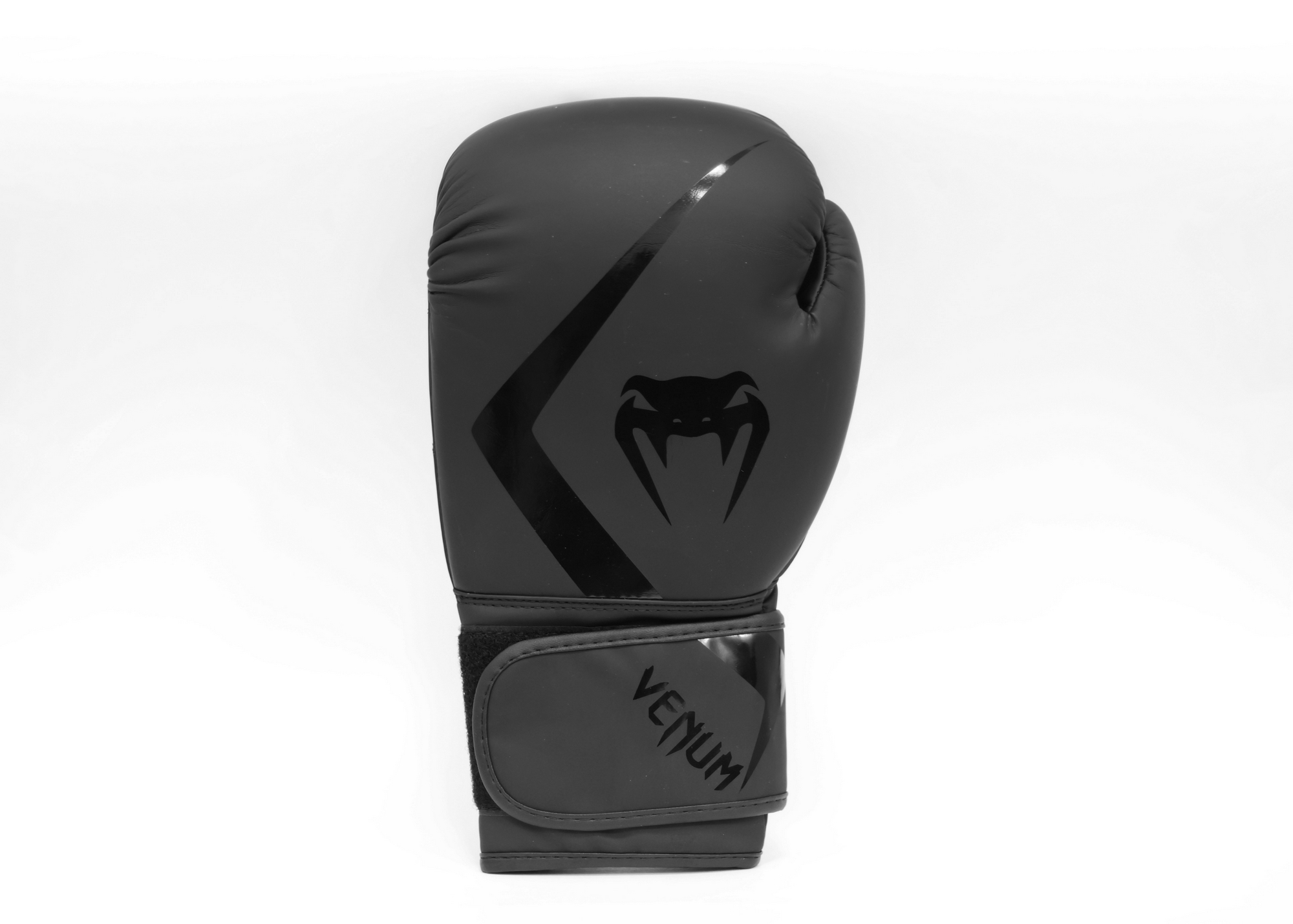 Перчатки тренировочные 8 oz Venum Rumble Advance 05089-114 черный