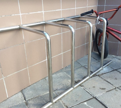 Велопарковка пристенная Мэр  5690