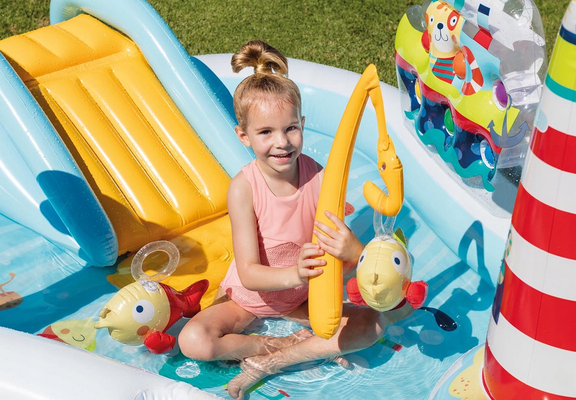 Игровой центр-бассейн 218х188х99см Intex Веселая рыбалка 57162 с горкой