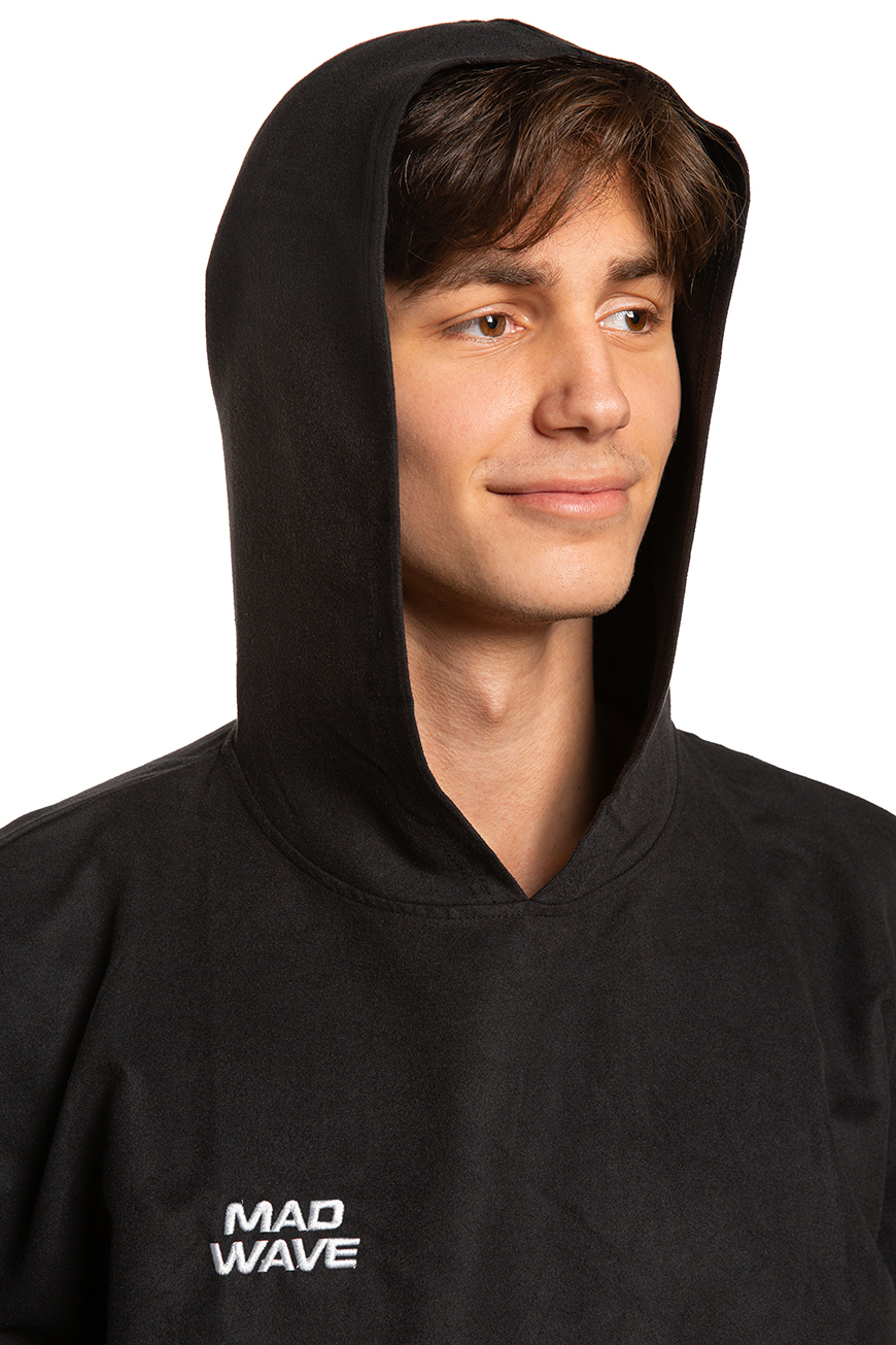Пончо-полотенце из микрофибры Mad Wave Microfibre poncho towel M0974 01 3 01W черный