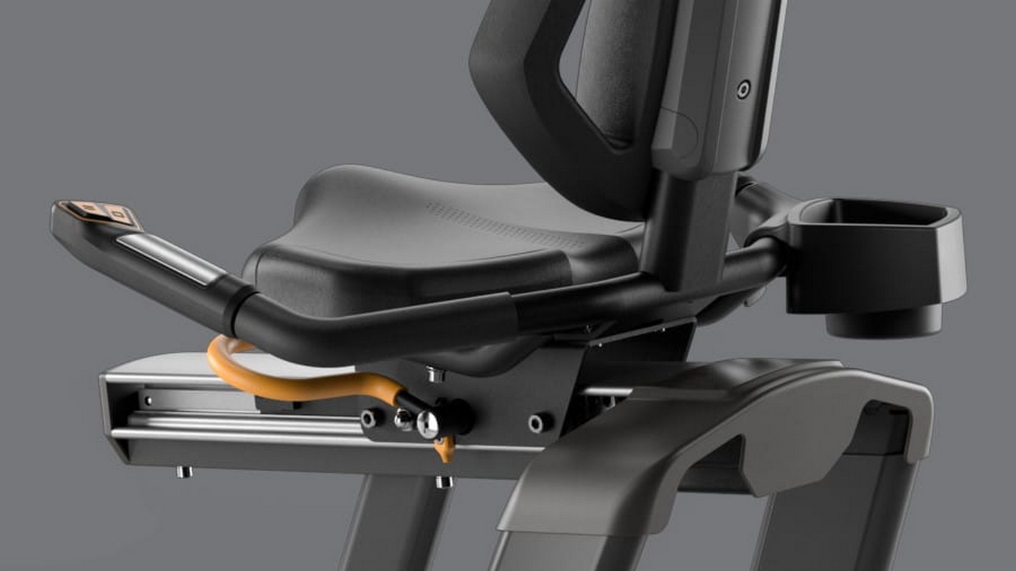 Горизонтальный велотренажер Matrix Lifestyle с консолью Touch Base R-LS-F/TOUCH BASE-C