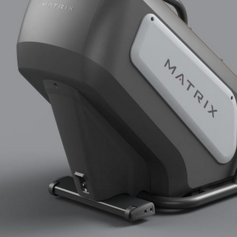 Лестница-степпер Matrix Endurance с консолью Touch Base C-ES-F/TOUCH BASE-C — фото профессионального тренажёра-лестницы