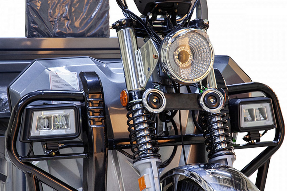 Грузовой электрический трицикл RuTrike Эксперт ПРО Плюс 2200 024609-2779 серый