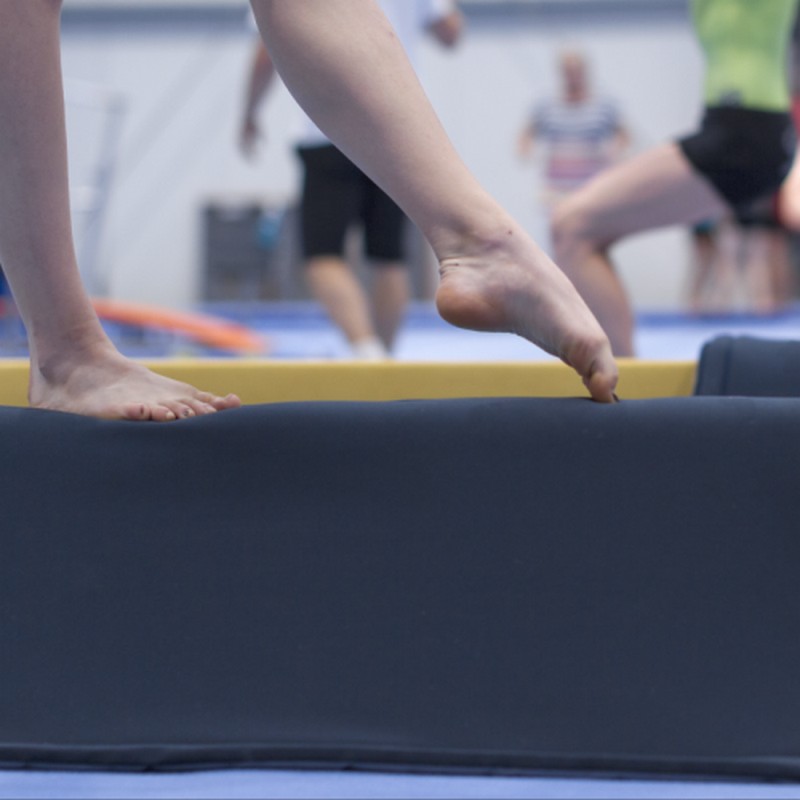 Мат Multi для бревна гимнастического изготовлен из мягкого пеноматериала SPIETH Gymnastics 1540620